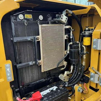 2022 CAT CAT306E2