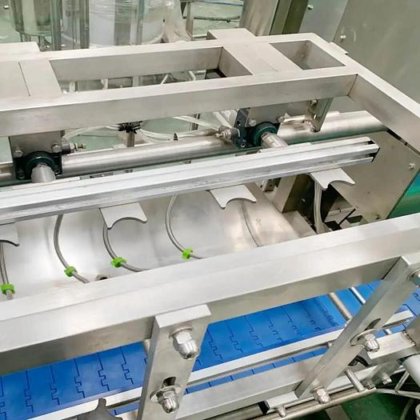 出厂价自动大瓶水清洗灌装旋盖直线型机器