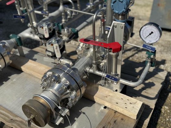 オフロード極低温ポンプ接続 / LNG / 極低温