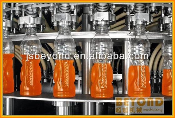 新鲜果汁液体宠物瓶饮料灌装机