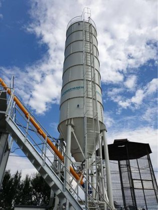 CS-100 焊接水泥筒仓 75 吨