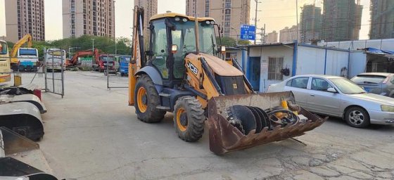 2018 JCB backhoe loader 2017