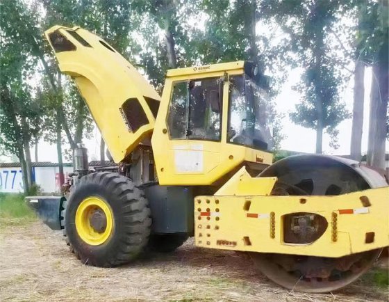 2010 Bomag BW226DH-4