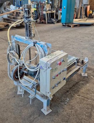 带编码器的自动线切割机,用于切割长度调节