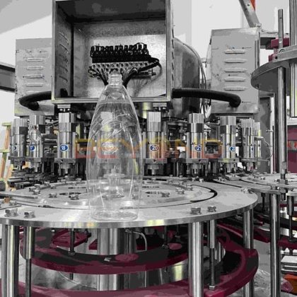 新型工业设计：高效全自动油脂灌装机