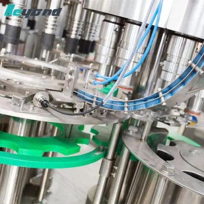 全自动可乐饮料灌装机/苏打水 CSD 碳酸饮料灌装机