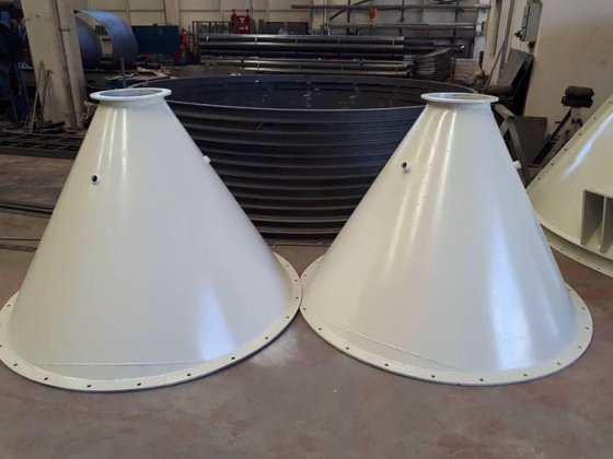 CS-200 ボルト締めセメントサイロ