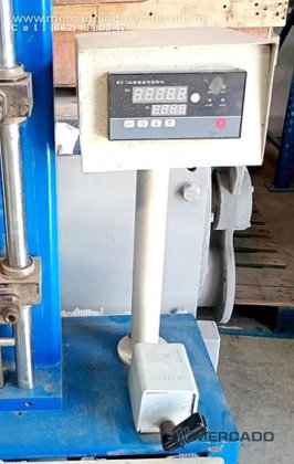 带数字仪表的两段式血压计