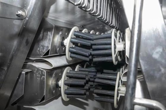 移动式屠宰场的价格 用于肉鸡的大型农场家禽设备 家禽农场设备