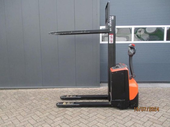 2012 BT SWE 080L