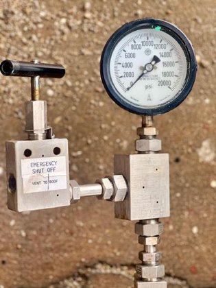 ハイドロパック ヘリウム貯蔵システム 15,000 psi