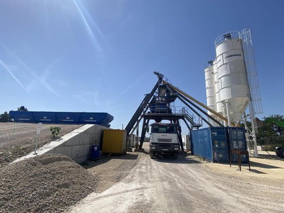 60立方米紧凑型混凝土搅拌站