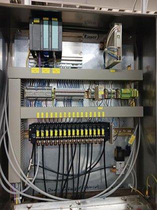 洗浄・充填・封止機