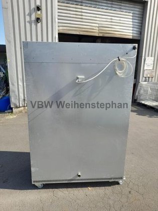 インキュベータ