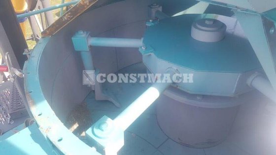 コンクリートパンミキサー