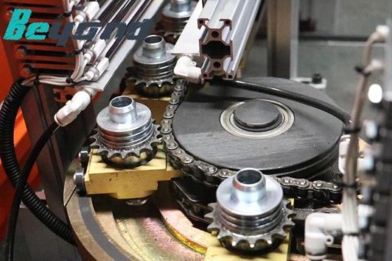 全自动 PET 塑料瓶吹瓶机