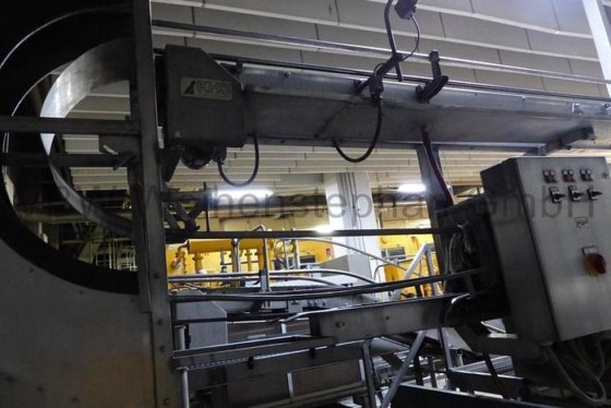 クレート洗浄機