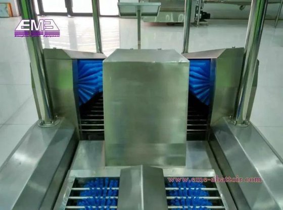 热销靴底清洗机 用于屠宰场工作人员入口屠宰场的牲畜屠宰设备