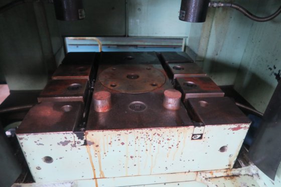 2006 森铁 MSF-200A 冷锻液压机