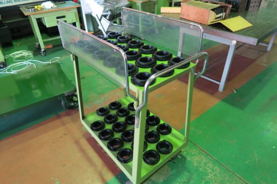 未识别的工具架