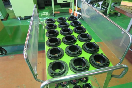 未识别的工具架