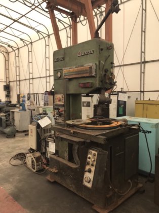 AMADA MW-13 立式带锯