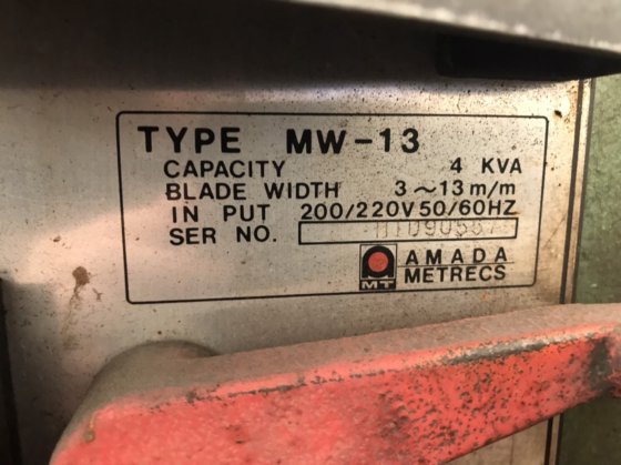 AMADA MW-13 立式带锯