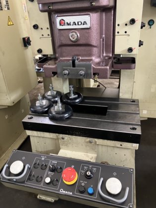 2017 AMADA TP35FX 35T 压力机
