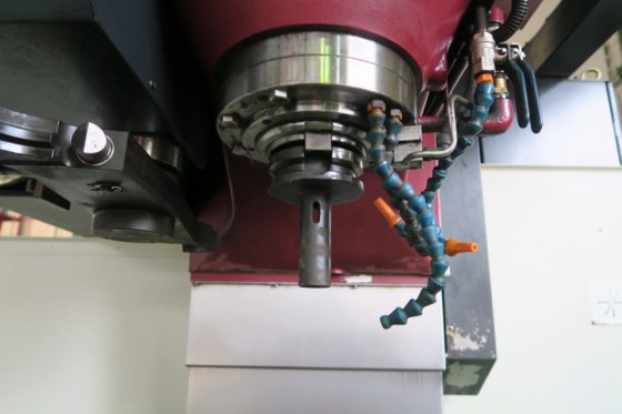 2006 OKK VM5Ⅲ 立形マシニングセンタ