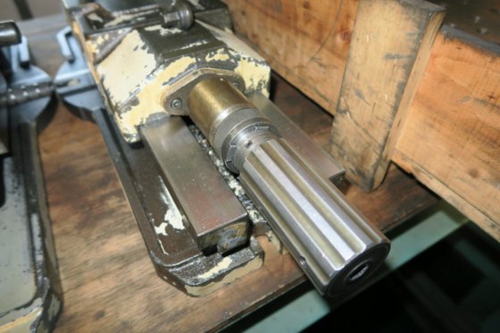 ツダコマ VH-175 ユニバーサルバイス