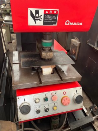 1996 アマダ SP-50 セットプレス（シングルパンチプレス）