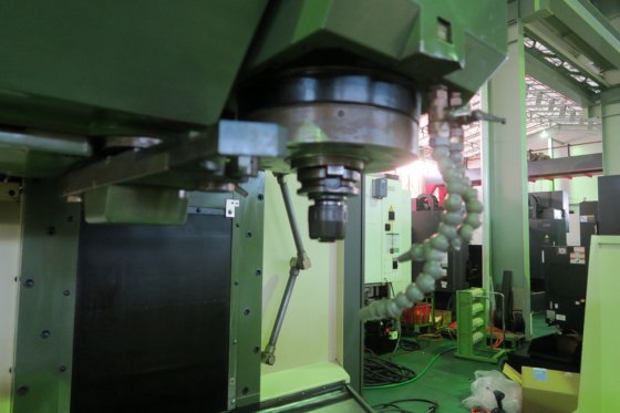 2001年 マキノ GF6 立形マシニングセンタ