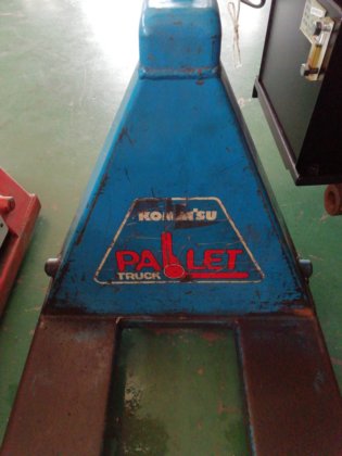 小松不明手动升降机