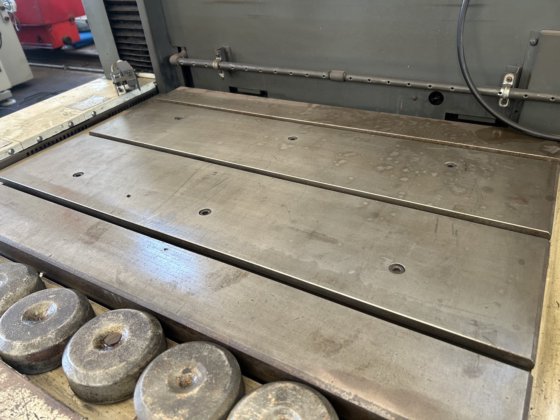 2006 三菱 EA22ME 放电加工沉模机