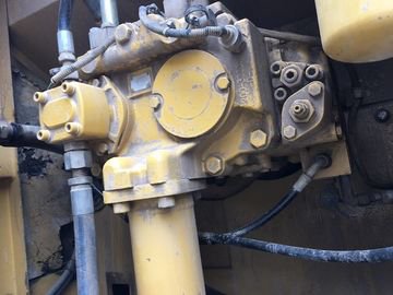 CATERPILLAR 幼虫329Dの掘削機