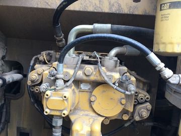 CATERPILLAR 幼虫329Dの掘削機