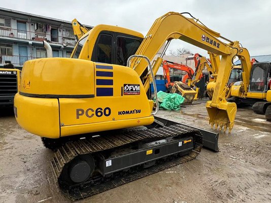 Komatsu PC60-7