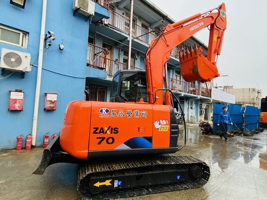 Hitachi ZX70