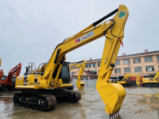 Komatsu PC220-8