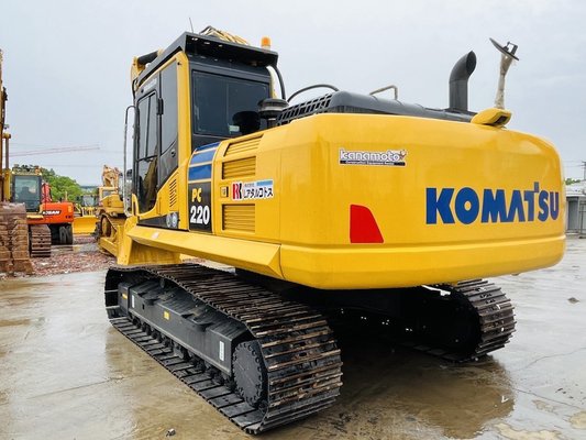 Komatsu PC220-8