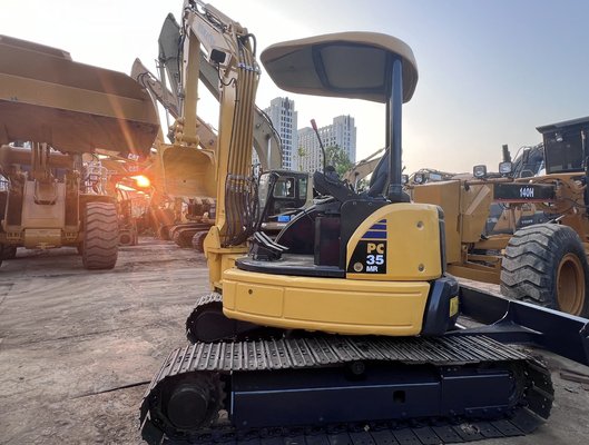 Komatsu PC35MR