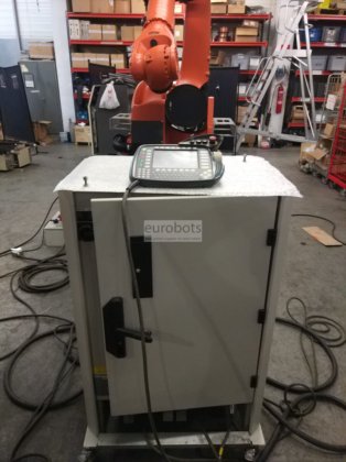 KUKA KR 210-2k Lシェルフ