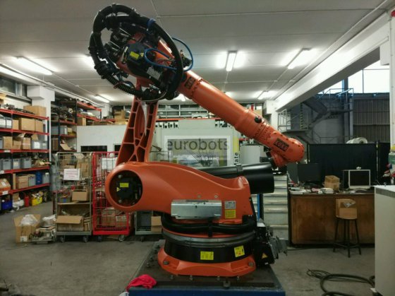 KUKA KR 210-2k Lシェルフ