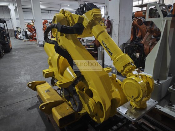 Motoman ES165RD shelf