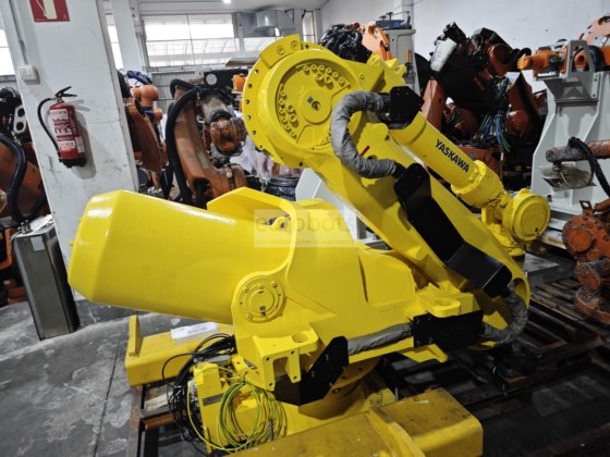 Motoman ES165RD shelf