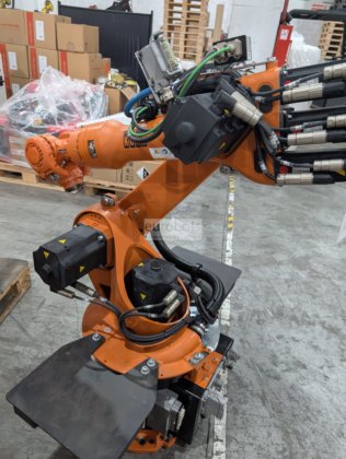 KUKA KR16-2
