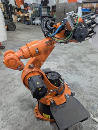 KUKA KR16-2