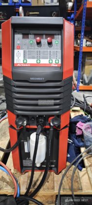 库卡 KUKA KR30-3 配备 3