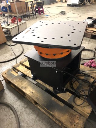 Tables rotatives pour robot TABLE