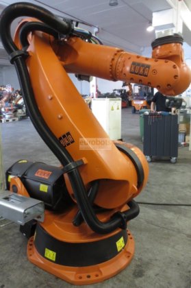 KUKA KR 210-2